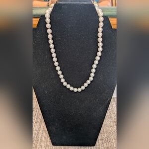 Elegant Pearl Necklace 16 Inches